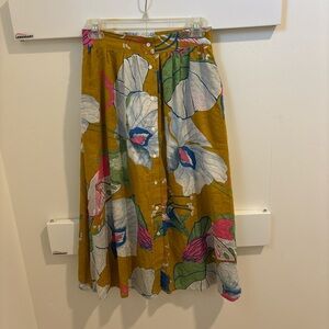 Pando Grove retro midi skirt.